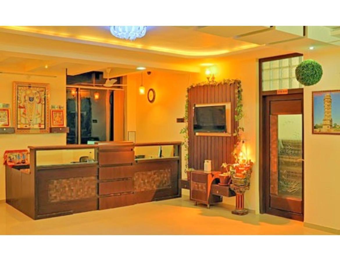 Hotel Shivam Fort View, Chittorgarh エクステリア 写真