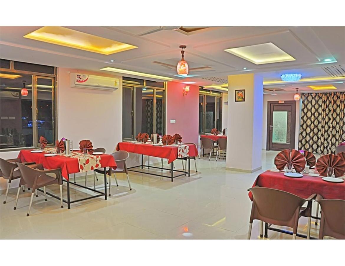 Hotel Shivam Fort View, Chittorgarh エクステリア 写真